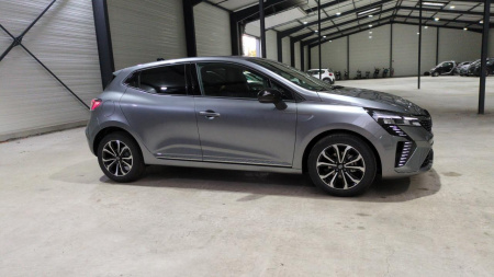 46481_p28 - RENAULT - CLIO 5 - 2025 46481_p28 - RENAULT - CLIO 5 - 2025