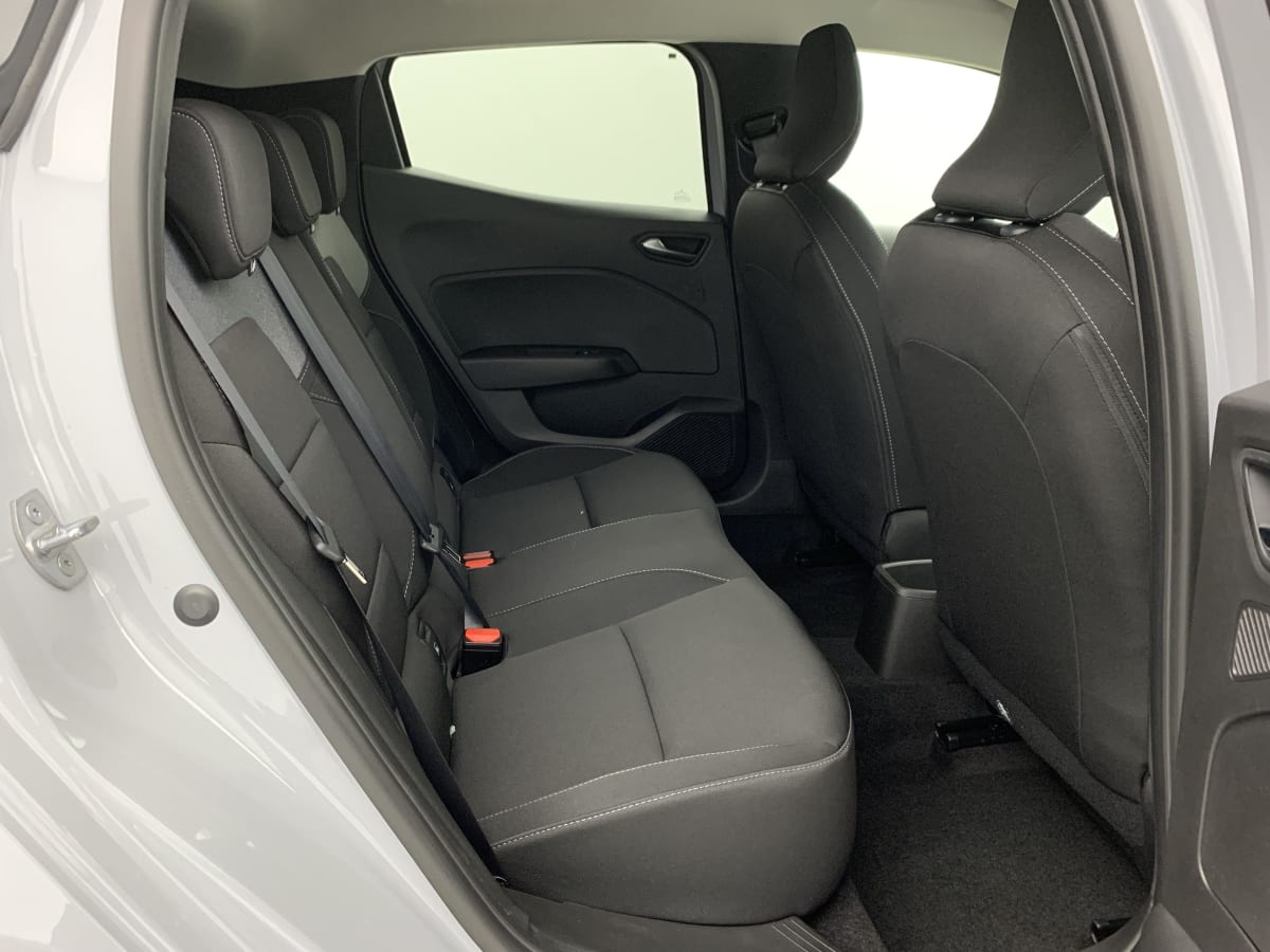 361929_p2 - RENAULT - CLIO 5 - 2025 - photo 10