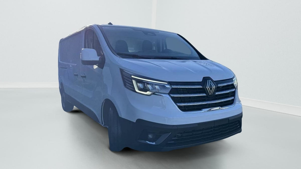364973_p2 - RENAULT - TRAFIC - 2025 - photo 1